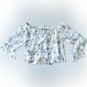 Off shoulder 3/4 sleeve floral white and blue top
